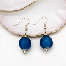 Load image into Gallery viewer, Recycled Glass Swing earring - Cobalt