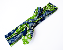 Load image into Gallery viewer, Wired headband - Blue Green Snakes

