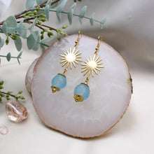 Load image into Gallery viewer, Recycled Glass Radiant earring - Cyan