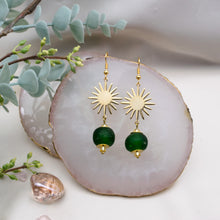 Load image into Gallery viewer, Recycled Glass Radiant earring - Forest Green