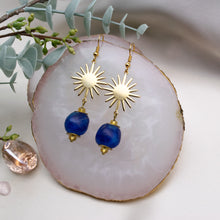 Load image into Gallery viewer, Recycled Glass Radiant earring - Cobalt Swirl