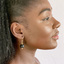 Load image into Gallery viewer, Recycled Glass Swing earring - Black (Silver or Gold)