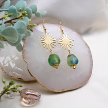 Load image into Gallery viewer, Recycled Glass Radiant earring - Ocean
