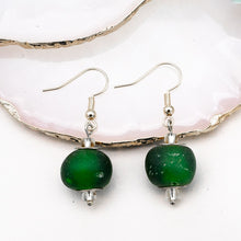 Load image into Gallery viewer, Recycled Glass Swing earring - Forest Green
