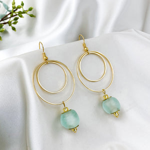 Recycled Glass Whirlpool earring - Ice Blue