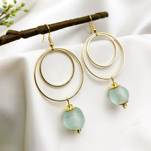 Recycled Glass Whirlpool earring - Ice Blue
