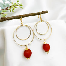 Load image into Gallery viewer, Recycled Glass Whirlpool earring - Red
