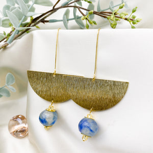 (Wholesale) New Moon earring - Blue Swirl