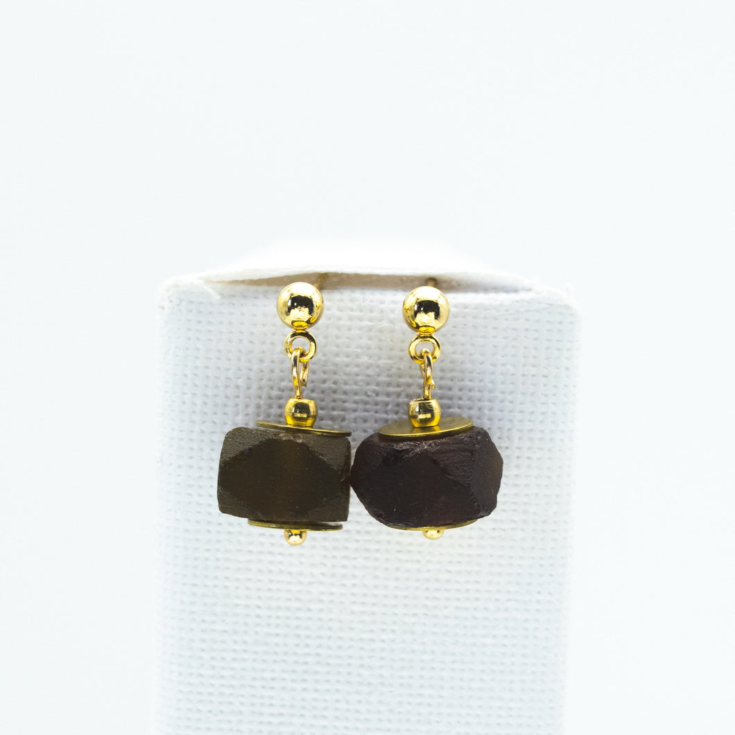 (Wholesale) Brown Garnet Zodiac Birthstone Earrings (January)