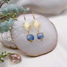 Load image into Gallery viewer, Recycled Glass Radiant earring - Sky Blue

