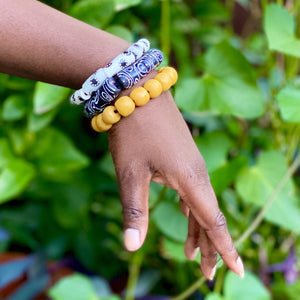 (Wholesale) Hand painted triple stack bracelets - Black & White