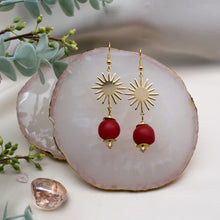 Load image into Gallery viewer, Recycled Glass Radiant earring - Red
