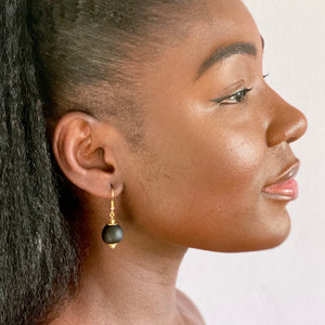 Recycled Glass Swing earring - Black
