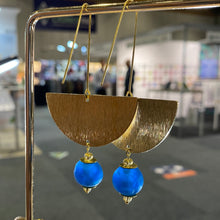 Load image into Gallery viewer, (Wholesale) New Moon earring - Cobalt
