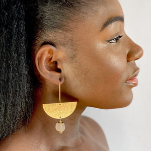 (Wholesale) New Moon earring - Blush Pink
