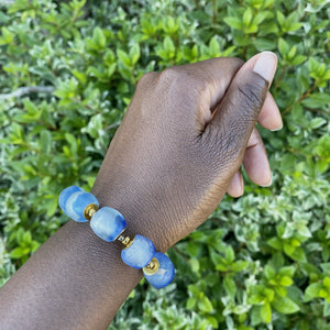 (Wholesale) Sky Blue Recycled Glass Bracelet