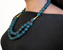 Load image into Gallery viewer, Recycled Glass Medium &#39;Rise and Shine&#39; necklace - Teal
